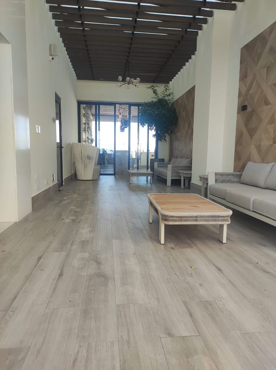 Penthouse Av. Enriquillo área social